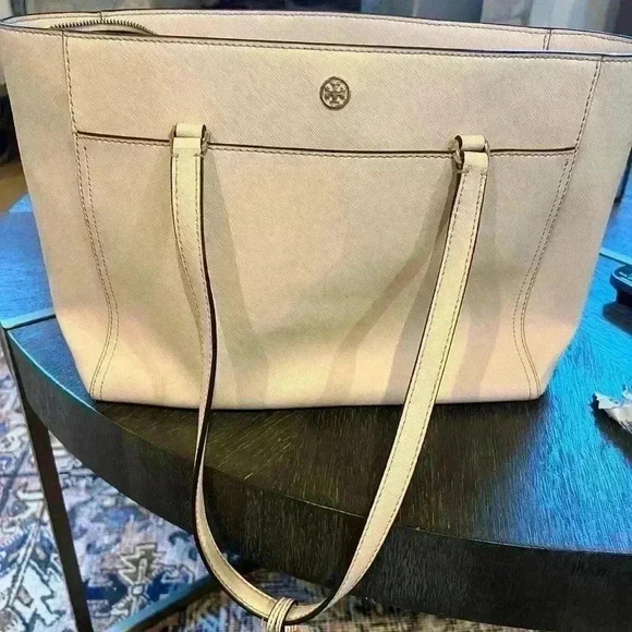 Saffiano Leather Tote Bag Pink. NWOT - Picture 2 of 6